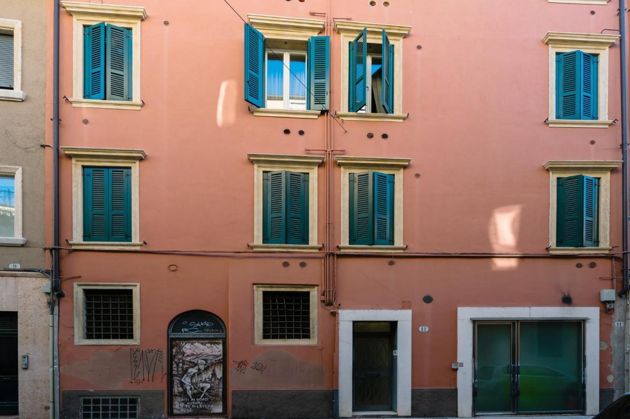 Mazzini Suite Verona Bagian luar foto