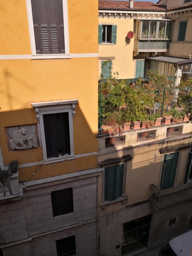 Mazzini Suite Verona Bagian luar foto